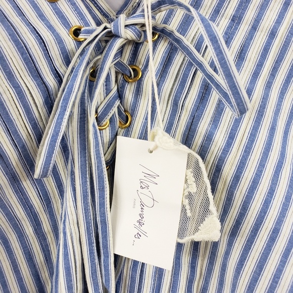 ✔ Mes Demoiselles Creative Pintucked Grommet Blouse - Picture 4 of 8